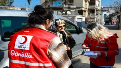 Kızılaycılığı kadınların gücü yükseltiyor