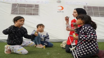 Kızılay’dan afetzedelere psikososyal destek