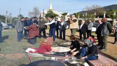 MHP Antalya’dan depremzedelere ziyaret