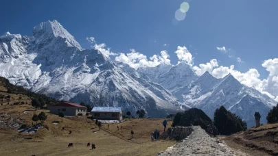 Nepal'de dağlara yalnız tırmanmak yasaklandı