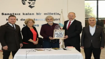 Yazar İbrahim Yıldırım, Manisalı okurlarıyla buluştu