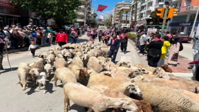 Antalya’da Yörükler temsili göç ettiler