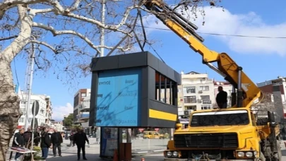 Burhaniye Belediyesi tarafından ilçedeki taksi durakları değiştiriliyor