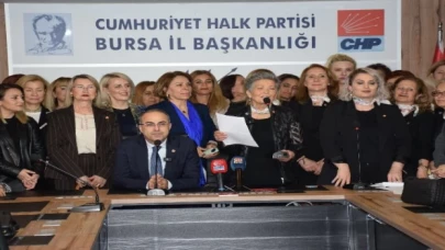 CHP’li kadınlar Bursa’da salona sığmadı