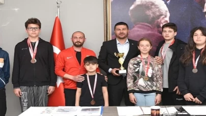 Foça Belediyespor Kulübü Taekwondo Şubesi başarılarıyla Foça’yı gururlandırıyor