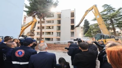 İstanbul’da yıkımlar devam ediyor