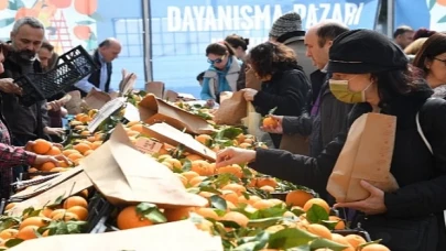 Kadıköy, Depremzede Çiftçilerle Dayanışmaya Devam Ediyor