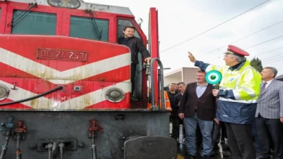 ’Kardeşlik Çarşısı’ için 40 konteyner uğurlandı