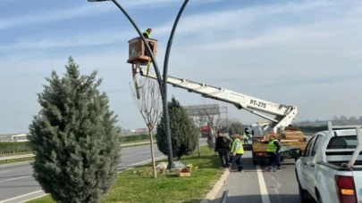 Manisa-İzmir Çevre Yolu’nda aydınlatma çalışmaları