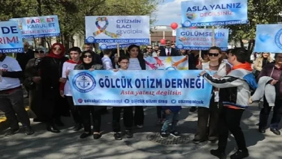 “Otizmin İlacı Sevgidir, Çocuklarımız Asla Yalnız Değiller”