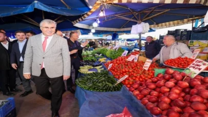 Sakarya’da Başkan Yüce çarşı-pazar saha çalışmasında