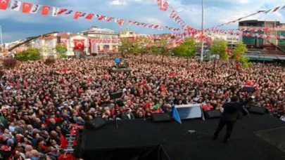 Yalova’da İmamoğlu’na sevgi seli