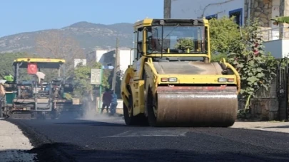 Yılların Altyapı Sorunları Çözülüyor, Asfalt Çalışmaları Devam Ediyor