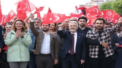 19 Mayıs’ta binlerce kişi İkinci Yüzyıl’a yürüdü