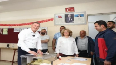 Afet bölgesindeki sandıklara şehir dışında olanlardan yoğun ilgi