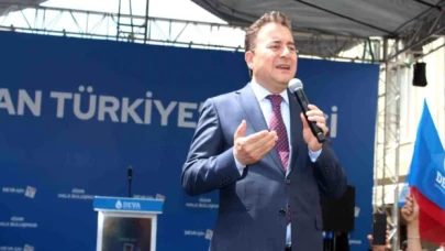 Ali Babacan: Çiftçimizin ne kadar borcu varsa faizini sileceğiz