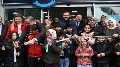 Bağcılar’da ihtiyaç sahipleri için &apos;Sosyal Market’ açıldı