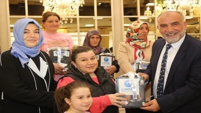 Başkan Sandıkçı, “Annelerimiz yüce gönülleri ve fedakâr ruhları ile daima yanımızdadır”