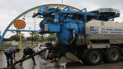 Büyükşehir, sağanak yağışa anında müdahale ediyor