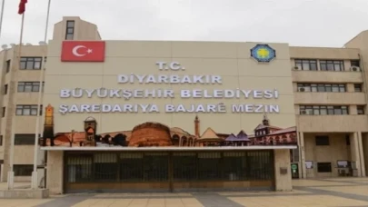 Diyarbakır’da ihtiyaç sahiplerine yardımlar sürüyor