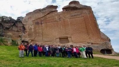 Fotoğrafçılar doğa ve tarihle bütünleştiler