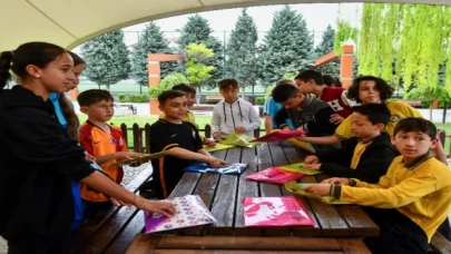 Genç muhabir adayları kitap yazacak