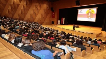 Gençlik Buluşmaları’nda Gri Koç rüzgarı