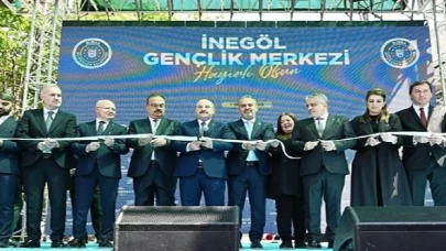 İnegöl Gençlik Merkezi’nde Görkemli Ve Müjdeli Açılış