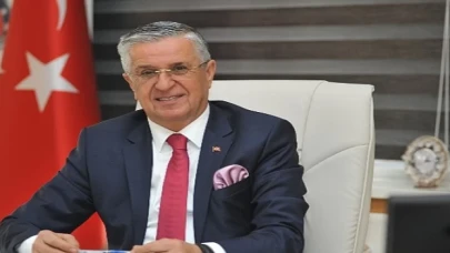 Kemer Belediye Başkanı Necati Topaloğlu, 19 Mayıs Atatürk’ü Anma, Gençlik ve Spor Bayramı dolayısıyla bir mesaj yayımladı