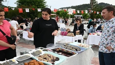 Kemer’de üreten ev hanımları kermesi yapıldı