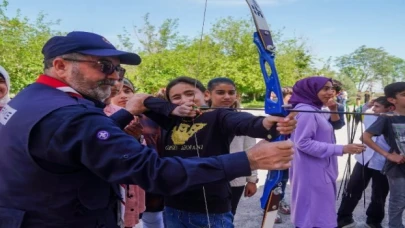 ”Mobil Spor” ekibi Bismilli öğrencileri eğlendirdi