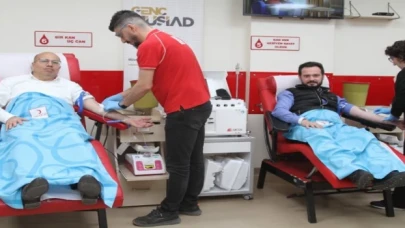 MÜSİAD İzmir’de kan bağışı