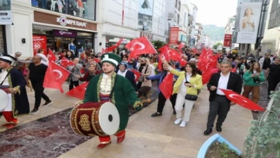 Ordu sokaklarında İstanbul’un Fethi coşkusu