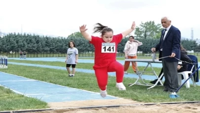 Özel sporcular Türkiye Şampiyonasına gidiyor