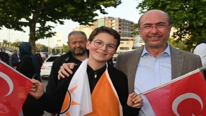 Selçuklu Belediye Başkanı Ahmet Pekyatırmacı, Cumhurbaşkanı Recep Tayyip Erdoğan’ı 28 Mayıs seçiminde elde ettiği zafer nedeniyle kutladı