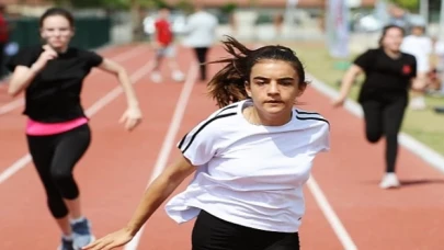 Semra Aksu Atletizm Pisti’nde bayram coşkusu!