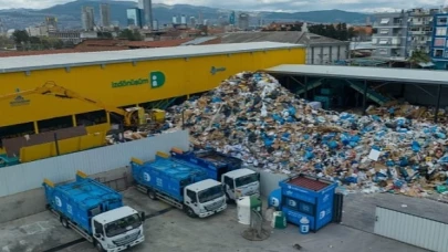 Yenilenebilir ve temiz enerjinin başkenti İzmir’de iki fuar birden Soyer: İzmir’de yaşamı birleşe birleşe dönüştürüyoruz