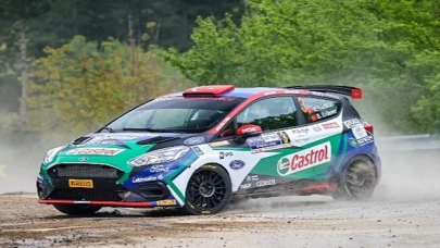 Yeşil Bursa Rallisi’nde pilotlar, Pirelli marka lastikler ile zorlu koşulları aştı