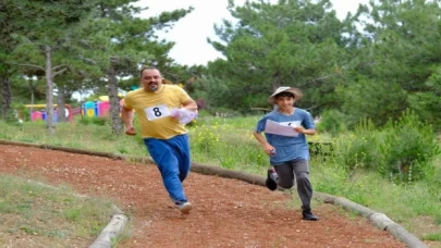 Baba-Çocuk Oryantiring yarışı nefes kesti