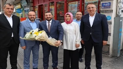 Başkan Savran, AK Parti Nevşehir İl Teşkilatında düzenlenen bayramlaşma programına katıldı