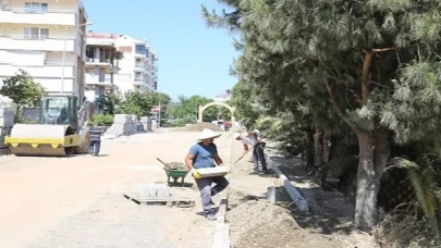 Edremit Belediyesi Ülkü Yolu Caddesi’ni Yeniliyor