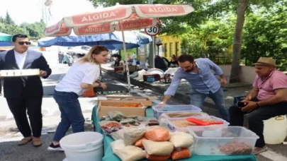 İzmit Belediyesi yöneticileri pazar esnafı ile buluştu