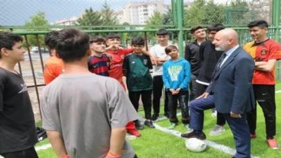 Kayseri Kocasinan’da parklar yenileniyor