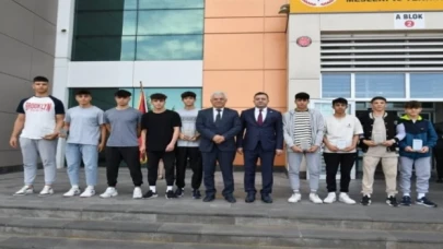 Kayseri OSB Teknik Koleji mezunlarını verdi