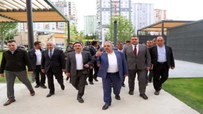 Kayseri Valisi’nden Talas’a ’acil’ övgü