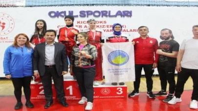 Kick Boks’tan Kütahya’ya 2 madalya