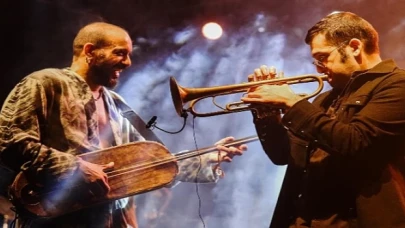 Mert Pekduraner ve Yemen Blues caz tutkunlarını büyüledi