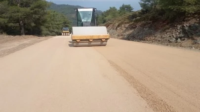 Muğla Büyükşehir Belediyesi’den, 40 Mahallede Yol Çalışması