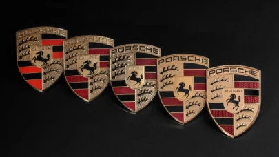 Porsche 60 yıllık logosunu değiştirdi