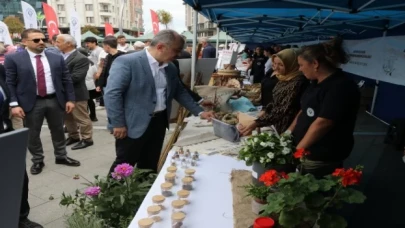 Rize’de Aşık Veysel’e özel anma